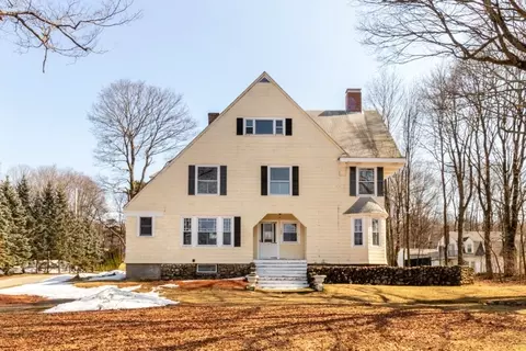 548 High St, Westwood, MA 02090