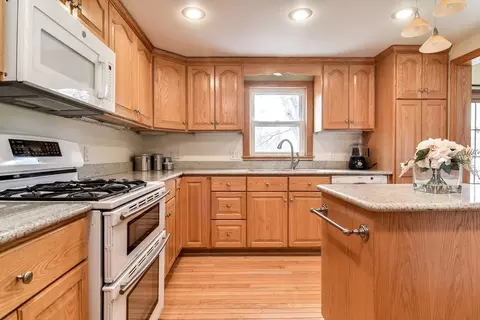 8 Edwards Road Aka 12, Natick, MA 01760 photo 10