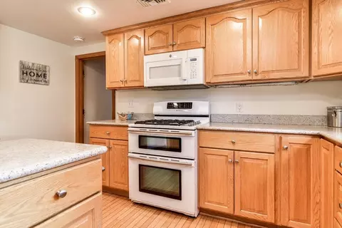 8 Edwards Road Aka 12, Natick, MA 01760 photo 8
