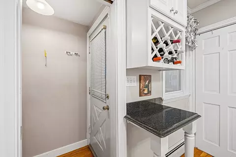 Entry Way - 24 Smith Ave, Reading, MA 01867 photo 2 of 4