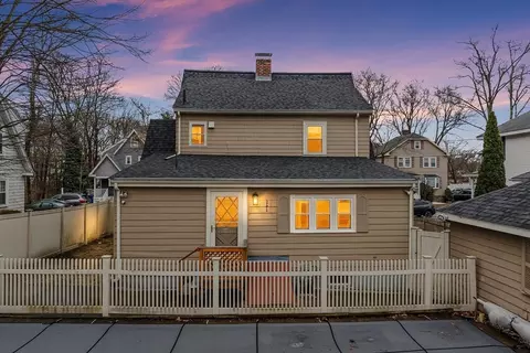 Exterior - 24 Smith Ave, Reading, MA 01867 photo 3 of 5