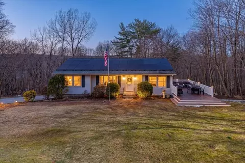 27 Mumford Rd, Sutton, MA 01590