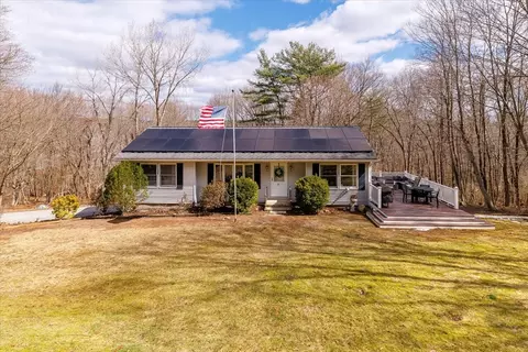 Exterior - 27 Mumford Rd, Sutton, MA 01590 photo 2 of 4