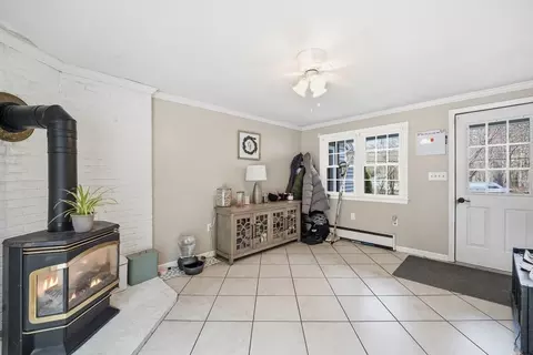 1173 E Mountain Rd, Westfield, MA 01085 photo 9