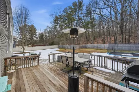 1173 E Mountain Rd, Westfield, MA 01085 photo 6