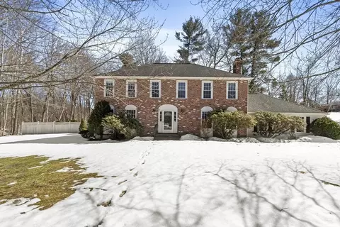 2 Greybirch Rd, Andover, MA 01810