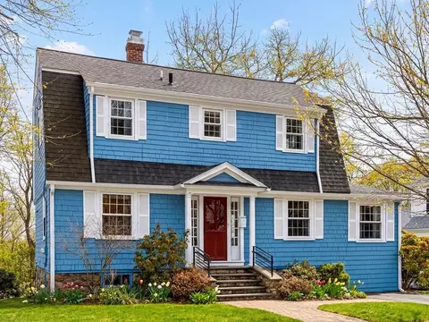 62 Carmel Rd, Andover, MA 01810