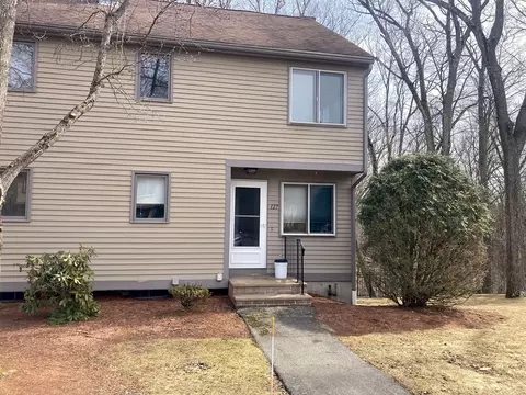 127 Cortland Cir #127, Leominster, MA 01453