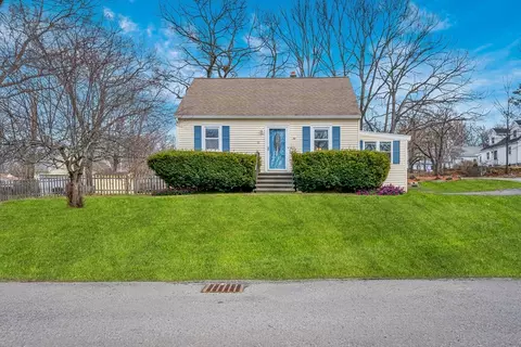 18 Fox Hill Rd, Billerica, MA 01821