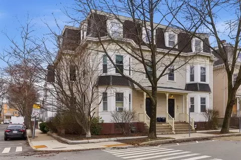 45 Pearl St #1, Somerville, MA 02145