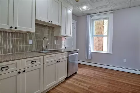 6 Chatham Pl #6, Worcester, MA 01609