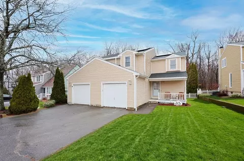 33 Santoro Rd, Worcester, MA 01606