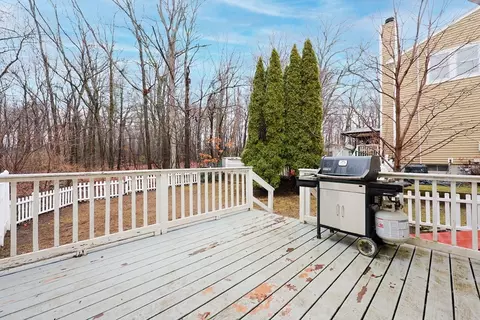 33 Santoro Rd, Worcester, MA 01606 photo 41