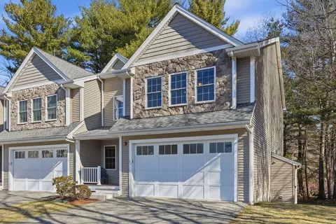 215 Rangeway Rd #11, Billerica, MA 01862
