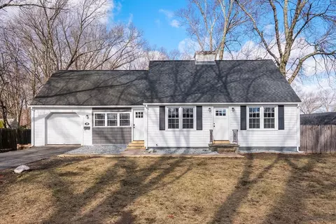 48 Beeler Ave, Chicopee, MA 01020