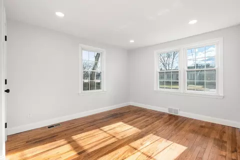 48 Beeler Ave, Chicopee, MA 01020 photo 14