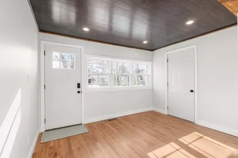 48 Beeler Ave, Chicopee, MA 01020 photo 10