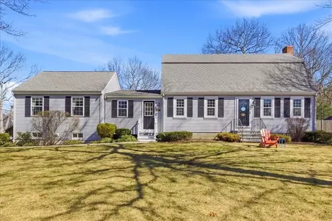 14 Orchard Ave, Kingston, MA 02364