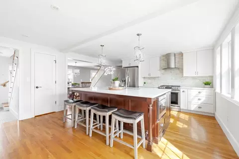 4 Greenough St, Needham, MA 02494 photo 5