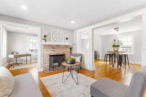 4 Greenough St, Needham, MA 02494 photo 9