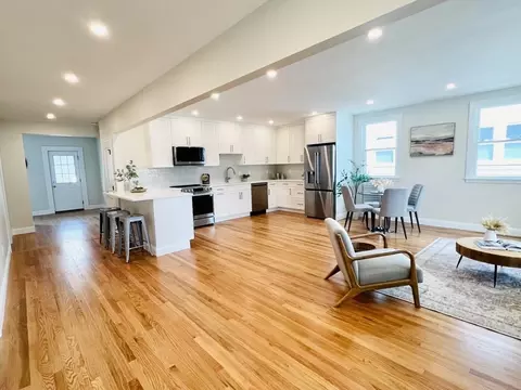 156-158 Waverley St #158, Belmont, MA 02478