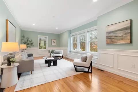 115 Forest St, Reading, MA 01867 photo 6