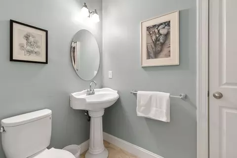115 Forest St, Reading, MA 01867 photo 20
