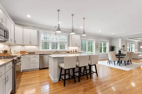 115 Forest St, Reading, MA 01867 photo 18