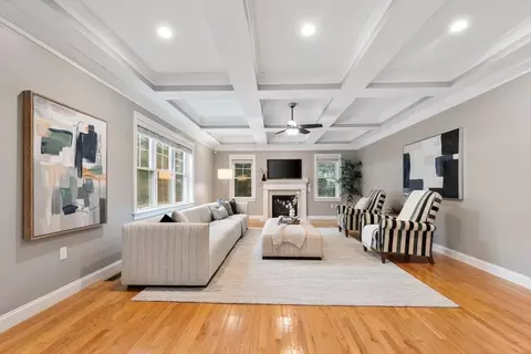 115 Forest St, Reading, MA 01867 photo 8
