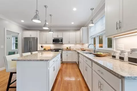 115 Forest St, Reading, MA 01867 photo 15