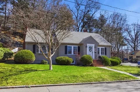38 Morgan Ave, Wakefield, MA 01880