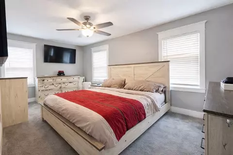 182 Marsden St, Springfield, MA 01109 photo 8