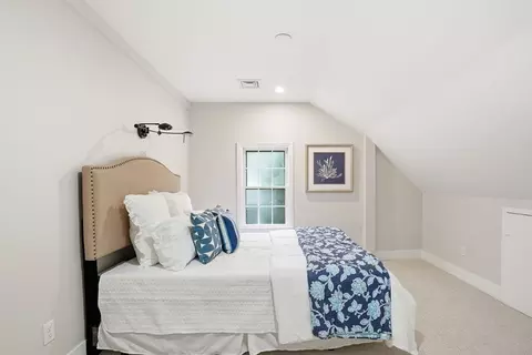 Bedroom - 190 South St #B, Hingham, MA 02043 photo 1 of 4