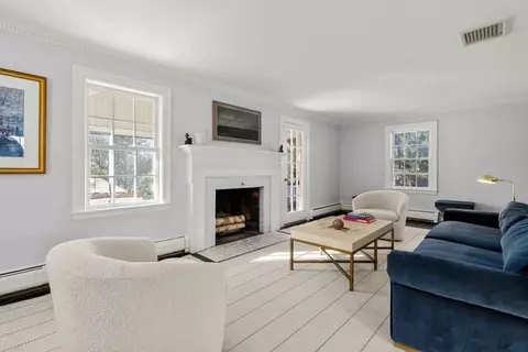 2 Cavanagh Rd, Wellesley, MA 02481 photo 12