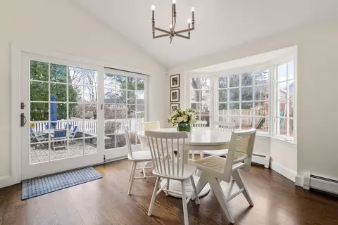 2 Cavanagh Rd, Wellesley, MA 02481 photo 8