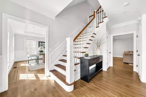 27 Garrison Rd, Wellesley, MA 02482 photo 9