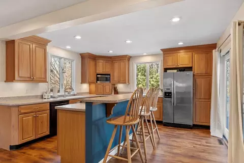 Kitchen - 21 Potter Rd, Framingham, MA 01701 photo 3 of 6