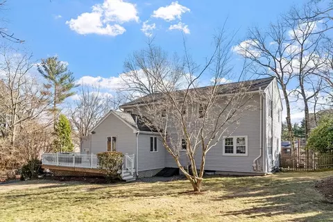Exterior - 21 Potter Rd, Framingham, MA 01701 photo 4 of 8