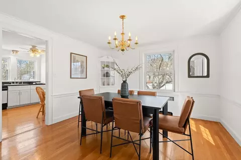 Dining - 424 Washington St, Canton, MA 02021 photo 1 of 4