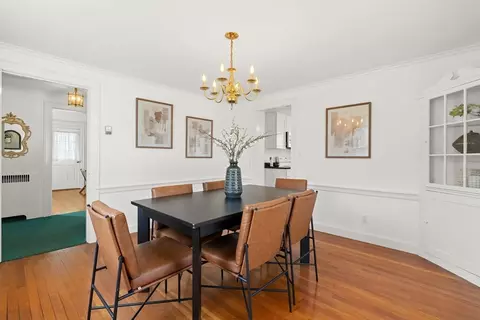 Dining - 424 Washington St, Canton, MA 02021 photo 3 of 4