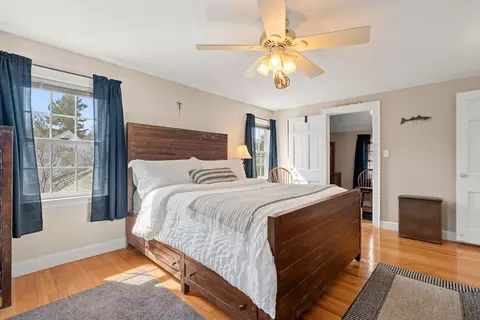Bedroom - 424 Washington St, Canton, MA 02021 photo 3 of 9