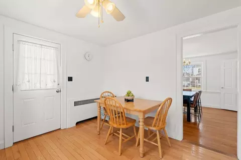 Dining - 424 Washington St, Canton, MA 02021 photo 4 of 4