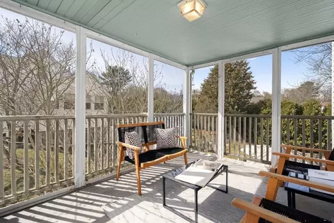 Exterior - 424 Washington St, Canton, MA 02021 photo 2 of 6