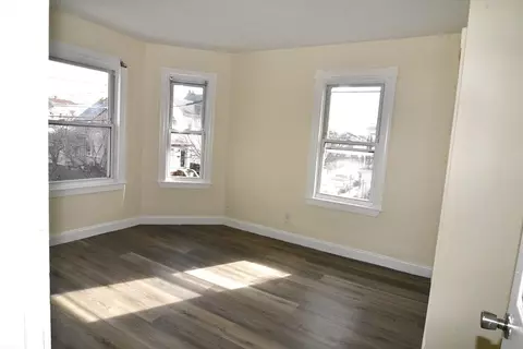 121 Cottage St, Everett, MA 02149 photo 25
