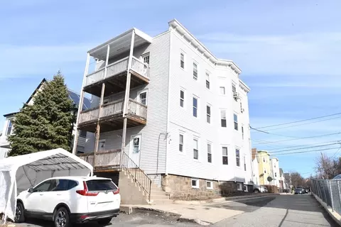 121 Cottage St, Everett, MA 02149 photo 4
