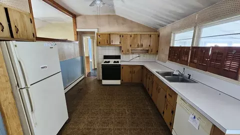 49 Corcoran, Springfield, MA 01118 photo 5