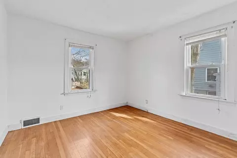 925 Worcester St, Wellesley, MA 02482 photo 9