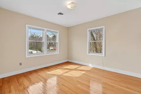 925 Worcester St, Wellesley, MA 02482 photo 17