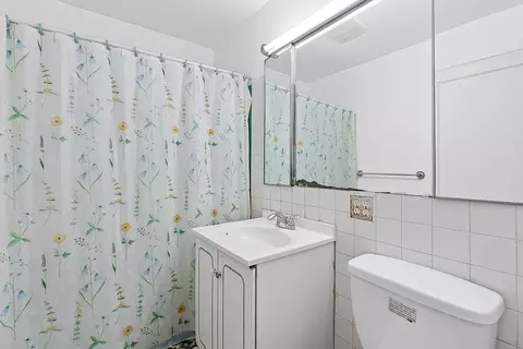 925 Worcester St, Wellesley, MA 02482 photo 10
