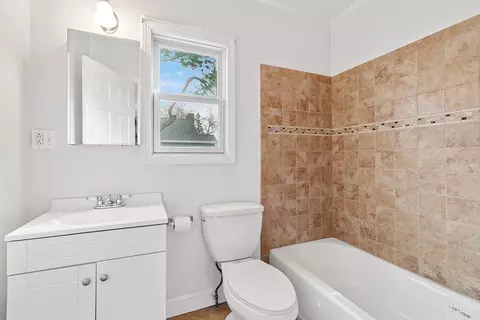 925 Worcester St, Wellesley, MA 02482 photo 16